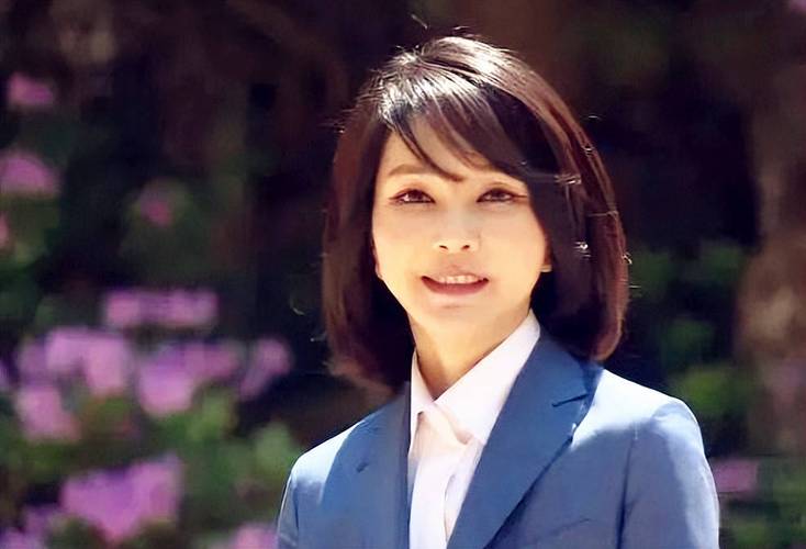 韩国93岁冻龄女校长,韩国校长笑容